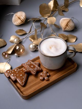 Už máte napečené cukroví? ✨ My máme pocit, že Vánoce už jsou skoro cítit ve vzduchu…